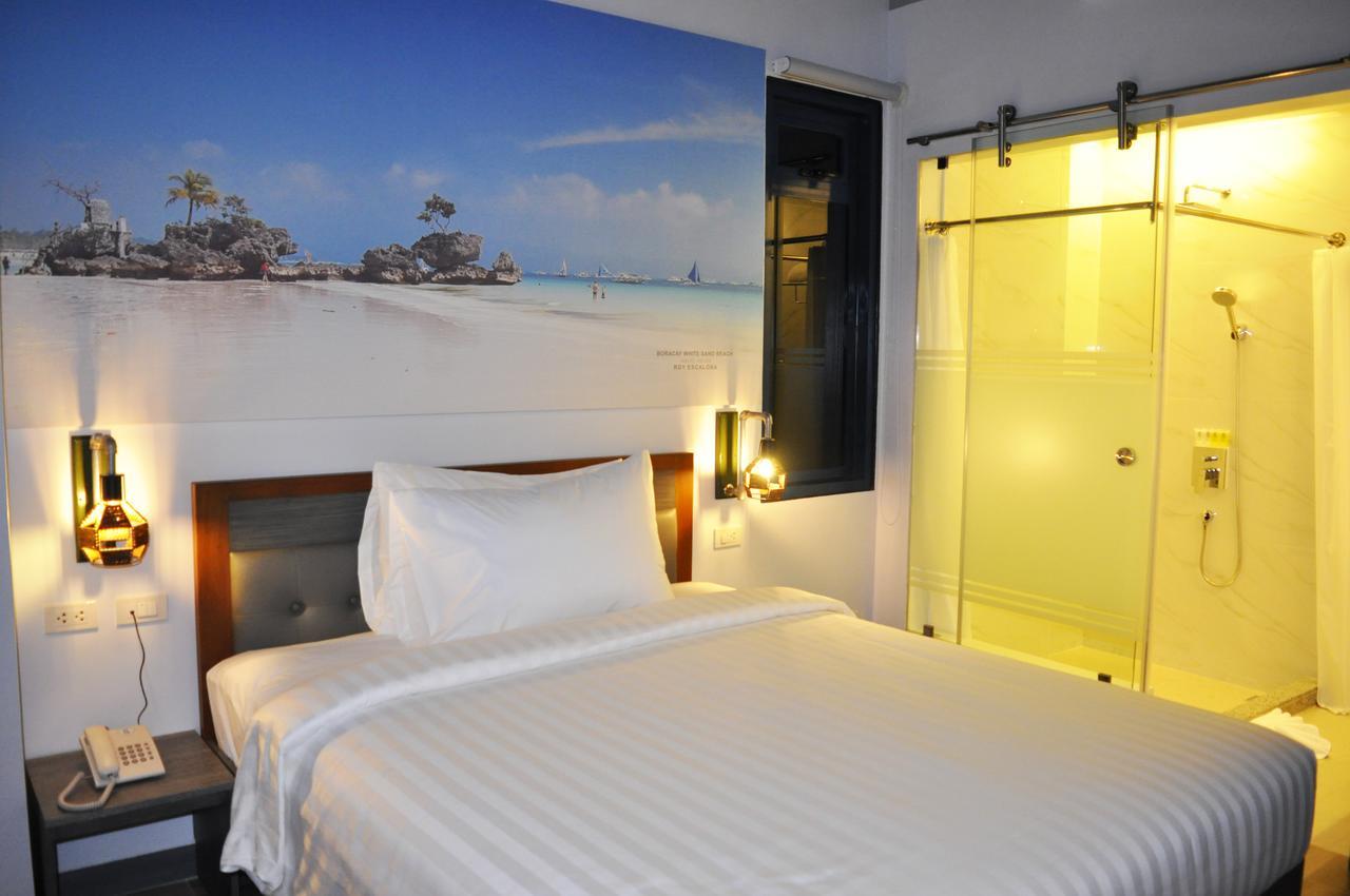 Hotel Gq Plaza Kalibo Exteriér fotografie