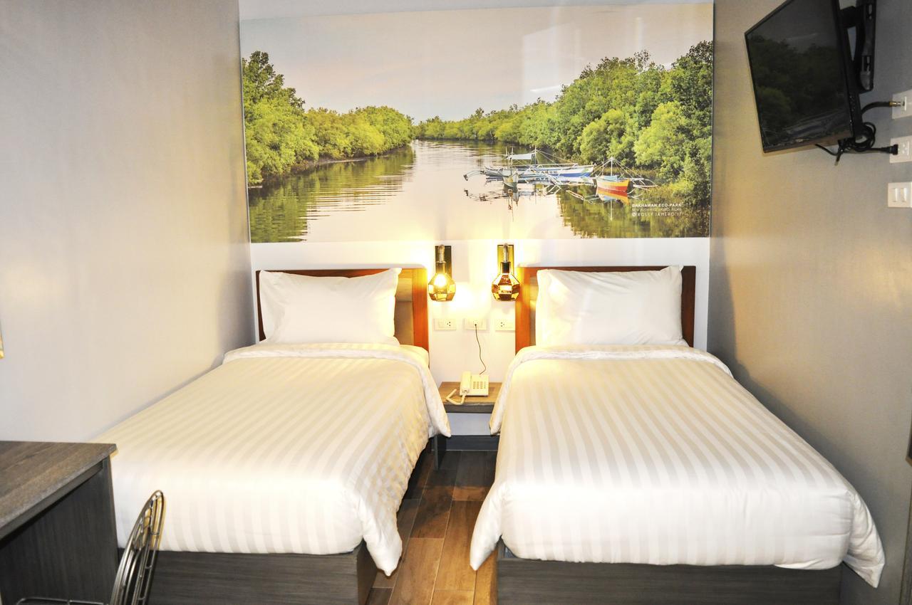 Hotel Gq Plaza Kalibo Exteriér fotografie
